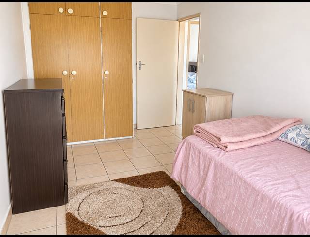 2 BEDROOM APARTMENT FOR SALE IN RYNFIELD